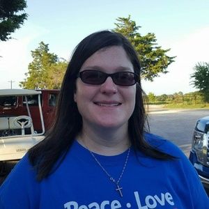 Meet your Posher, Holly